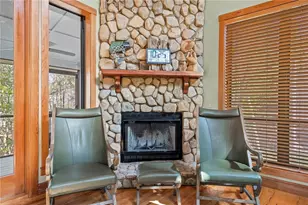 1376 Riverside Ave, Fort White, FL 32038 - Photo 8