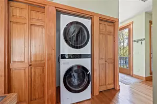 1376 Riverside Ave, Fort White, FL 32038 - Photo 16