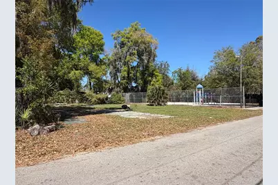 402 SW 7th Place, Gainesville, FL 32601 - Photo 4