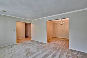 1500 NW 30th St, Gainesville, FL 32605 - Photo 12