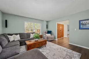 8115 SW 1st Pl, Gainesville, FL 32607 - Photo 6