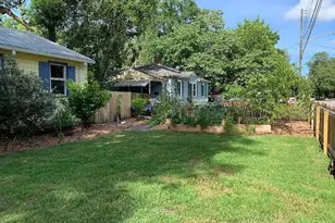 1017 NE 8th Ave, Gainesville, FL 32601 - Photo 6