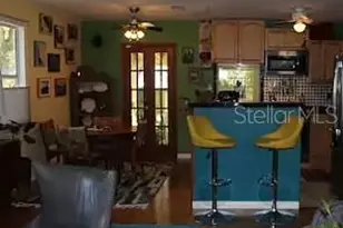 1017 NE 8th Ave, Gainesville, FL 32601 - Photo 4