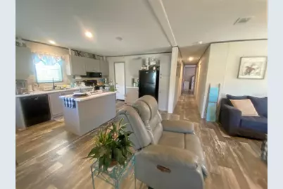 203 SW 5th Avenue, Palatka, FL 32177 - Photo 6