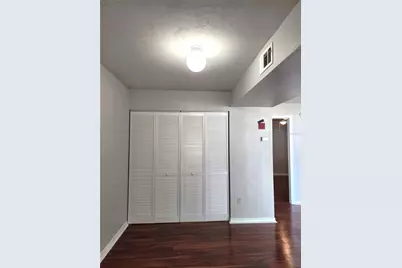 2360 SW Archer Road SW #205, Gainesville, FL 32608 - Photo 10