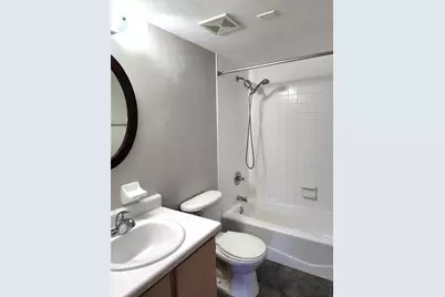 2360 SW Archer Road SW #205, Gainesville, FL 32608 - Photo 16