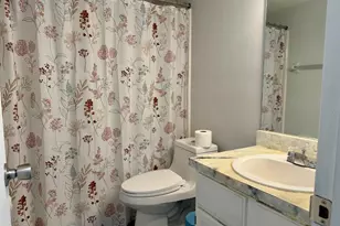 7200 SW 8th Ave, Gainesville, FL 32607 - Photo 8