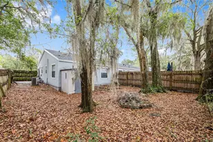 1420 SW 42nd St, Gainesville, FL 32607 - Photo 34