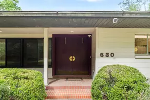 630 SW 26th Pl, Gainesville, FL 32601 - Photo 4