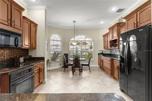 1314 Camero Dr, The Villages, FL 32159 - Photo 10