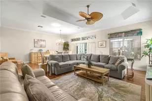 1314 Camero Dr, The Villages, FL 32159 - Photo 18