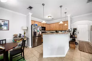 1245 SW 9th Rd, Gainesville, FL 32601 - Photo 12