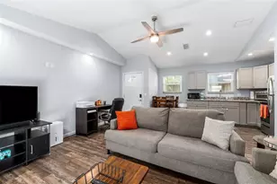 2256 W University Ave, Gainesville, FL 32603 - Photo 4