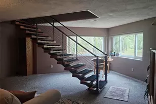 4250 NW 81st Ln, Bell, FL 32619 - Photo 8