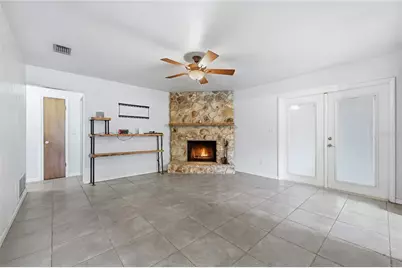 10908 NW 60th Terrace, Alachua, FL 32615 - Photo 4