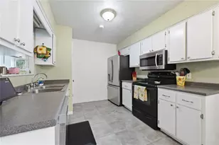 10908 NW 60 Terrace, Alachua, FL 32615 - Photo 6