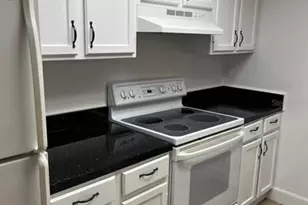 5745 SW 10th Pl, Gainesville, FL 32607 - Photo 4