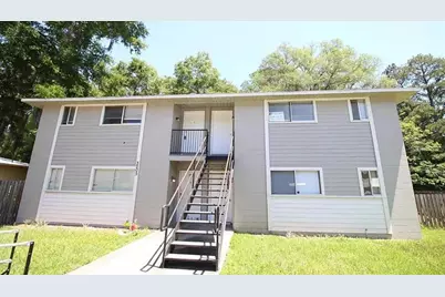 3205 SW 26th Way #C, Gainesville, FL 32608 - Photo 1