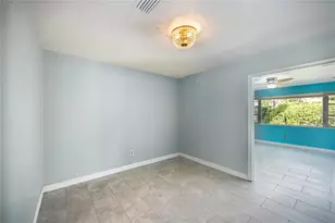 1421 NW 30th St, Gainesville, FL 32605 - Photo 30
