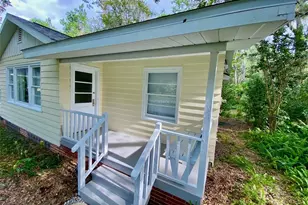 1723 NW 7th Ave, Gainesville, FL 32603 - Photo 2