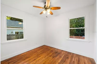 1010 NE 7th Place, Gainesville, FL 32601 - Photo 8