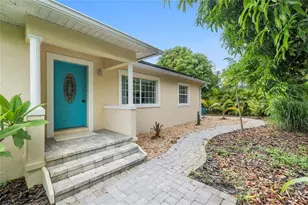 1701 38th Ave, Saint Petersburg, FL 33713 - Photo 2