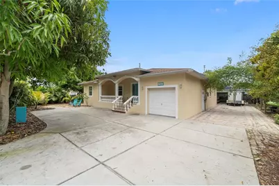 1701 38th Avenue, Saint Petersburg, FL 33713 - Photo 1