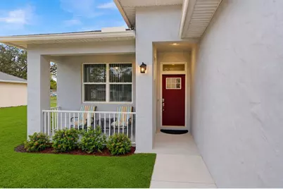 2118 W Hampshire Boulevard, Citrus Springs, FL 34434 - Photo 2