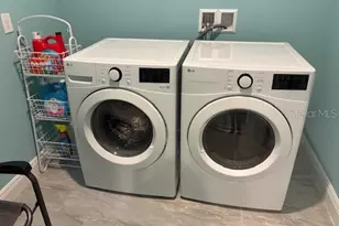 2118 W Hampshire Blvd, Citrus Springs, FL 34434 - Photo 18