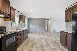 2231 SE 132nd Ct, Morriston, FL 32668 - Photo 14