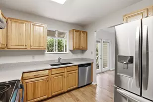 5269 SW 97th Dr, Gainesville, FL 32608 - Photo 8