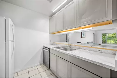 3800 SW 20th Avenue #611, Gainesville, FL 32607 - Photo 6