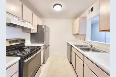 2360 SW Archer Road #505, Gainesville, FL 32608 - Photo 14