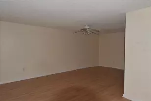 501 SW 75th St, Gainesville, FL 32607 - Photo 8