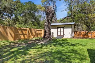 220 SE 71st St, Gainesville, FL 32641 - Photo 2