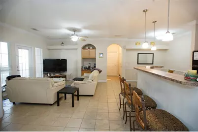 1235 SW 9th Road #101, Gainesville, FL 32601 - Photo 4