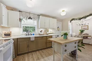 14285 SW 174th St, Archer, FL 32618 - Photo 8