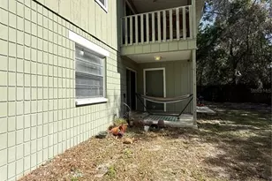 615 SW 11th Ln, Gainesville, FL 32601 - Photo 12