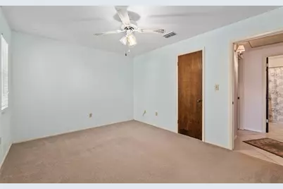 10219 NW 4th Place, Gainesville, FL 32607 - Photo 48