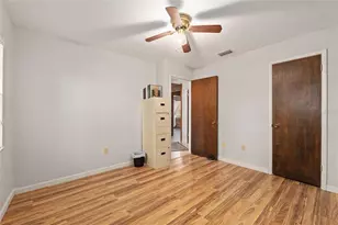 10219 NW 4th Pl, Gainesville, FL 32607 - Photo 12