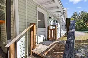 630 NE 6th Ave, Gainesville, FL 32601 - Photo 24