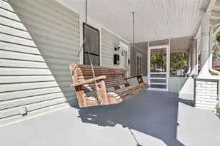 630 NE 6th Ave, Gainesville, FL 32601 - Photo 2