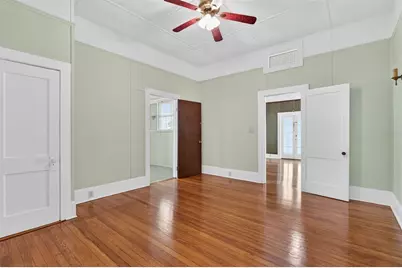 630 NE 6th Avenue, Gainesville, FL 32601 - Photo 16