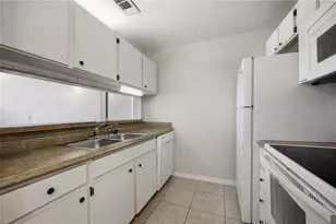 4000 SW 23rd St, Gainesville, FL 32608 - Photo 8