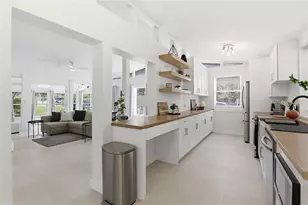 831 NW 20th Ter, Gainesville, FL 32603 - Photo 10