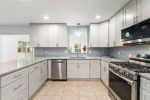 5101 NW 29 Ln, Gainesville, FL 32606 - Photo 10