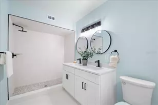 801 NW 37th Dr, Gainesville, FL 32605 - Photo 26