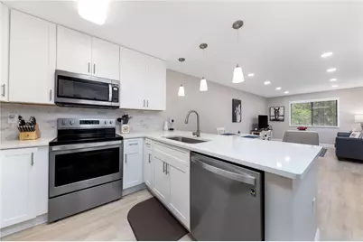 75 SE 16th Avenue #A101, Gainesville, FL 32601 - Photo 4