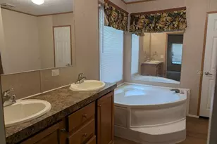 15319 SW 114th Pl, Archer, FL 32618 - Photo 4