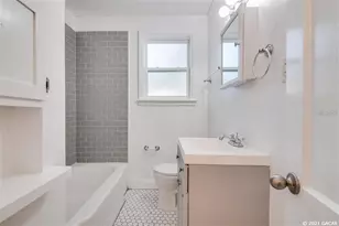 1028 NE 7th Ave, Gainesville, FL 32601 - Photo 16